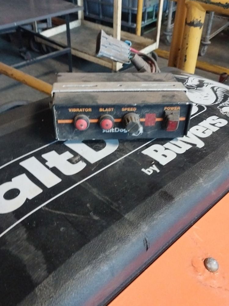 Buyers Products Company Tailgate Salt Spreader - Tgs01b