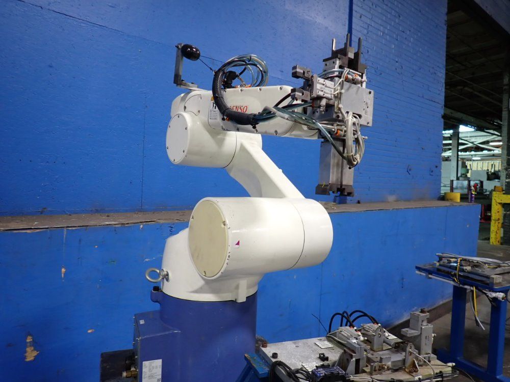 Denso Wave Incorporated Robot - Vm-6083d/gm-v