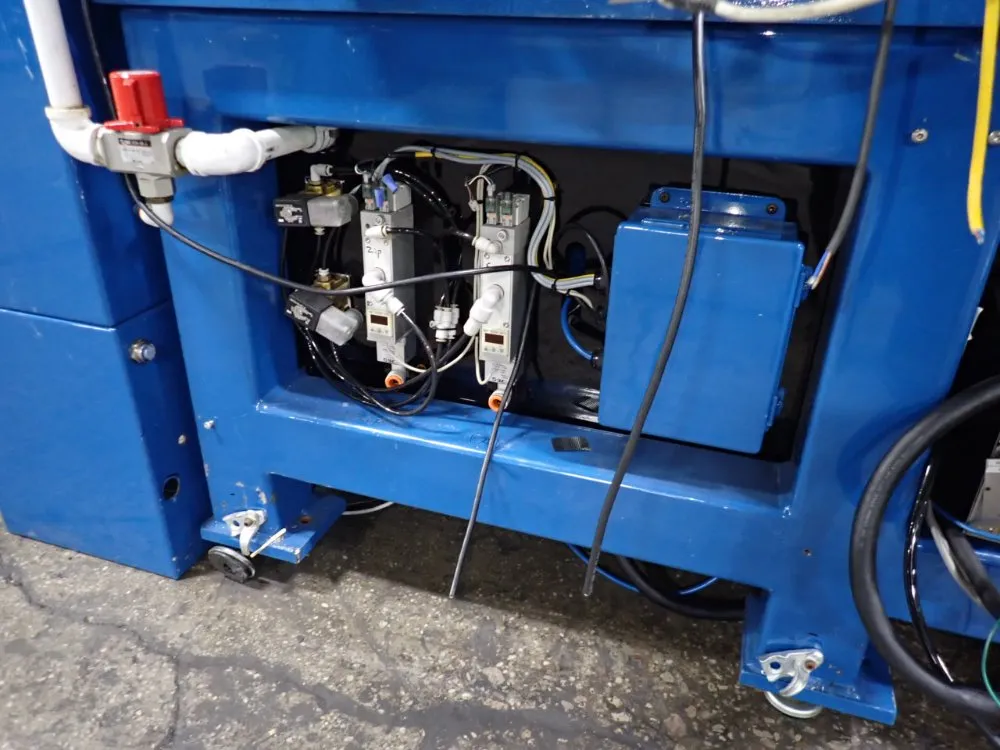 Denso Wave Incorporated Robotic Workcell - Vs-6556e/gm