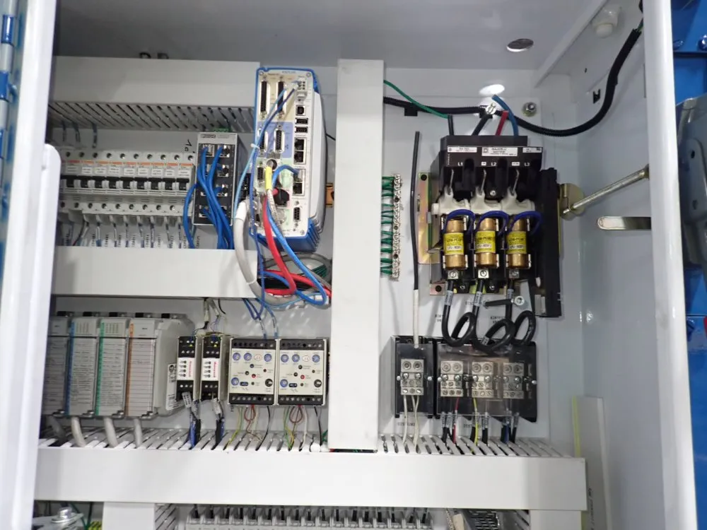 Denso Wave Incorporated Robotic Workcell - Vs-6556e/gm