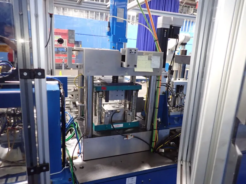 Denso Wave Incorporated Robotic Workcell - Vs-6556e/gm