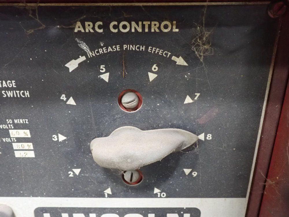 Lincoln Arc Welder - Idealarc R35-325