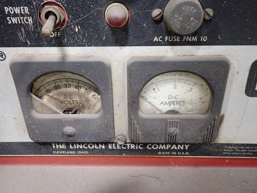 Lincoln Arc Welder - Idealarc R35-325