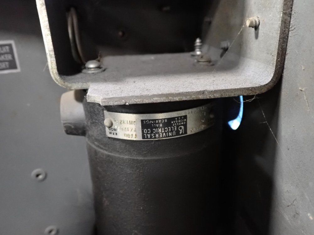 Lincoln Arc Welder - Idealarc R35-325