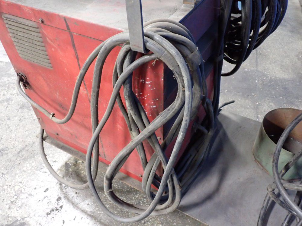 Lincoln Arc Welder - Idealarc R35-325