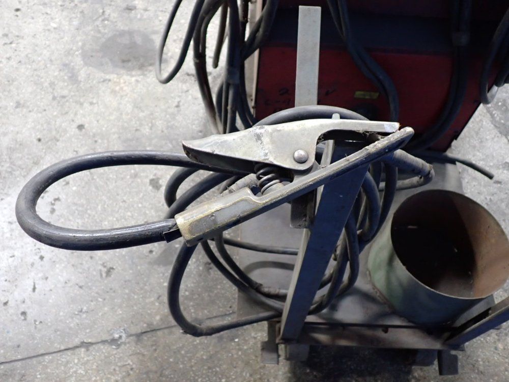 Lincoln Arc Welder - Idealarc R35-325