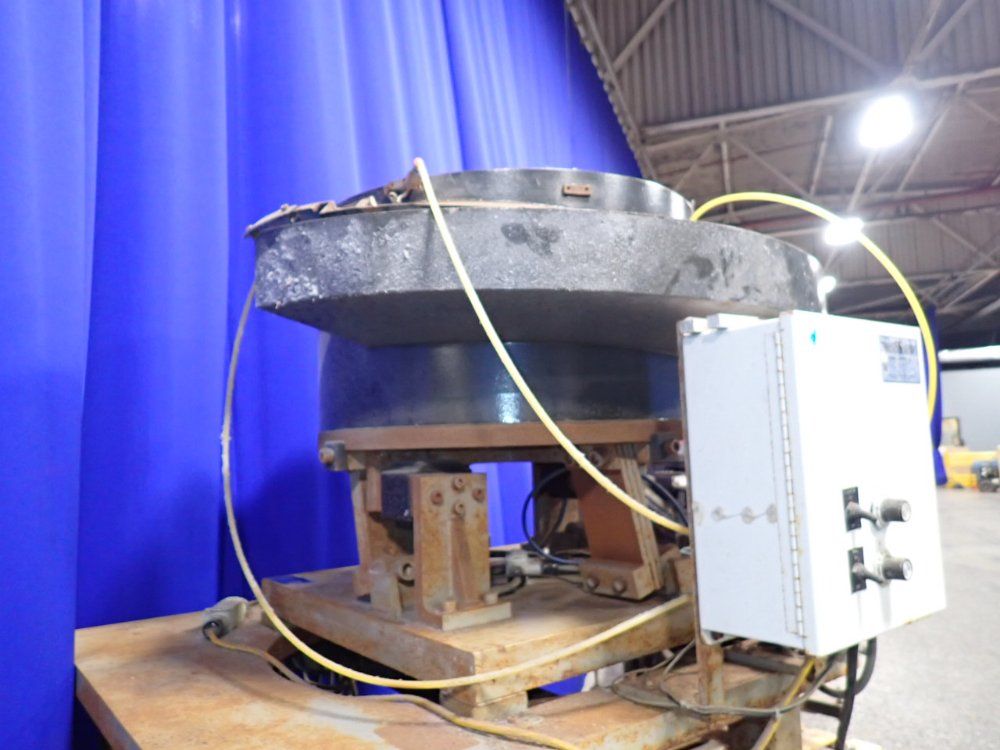 Feeding Concepts Inc. 24" X 12" Vibratory Feeder Bowl