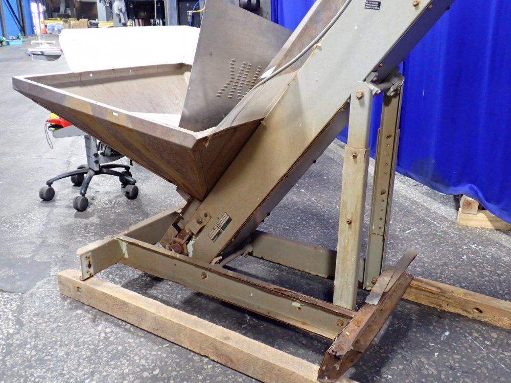 Feeding Concepts Inc. 112" X 8" Incline Conveyor Belt