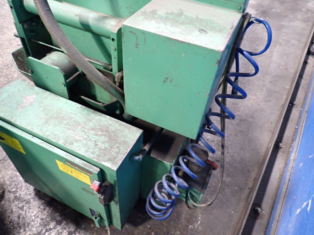 Hem 25" X 21" Horizontal Band Saw - 1400la