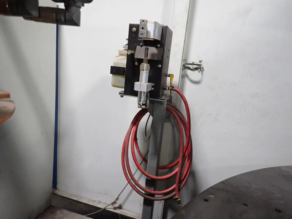 Kuka Robotic Mig Welding Cell - Kr 6-2