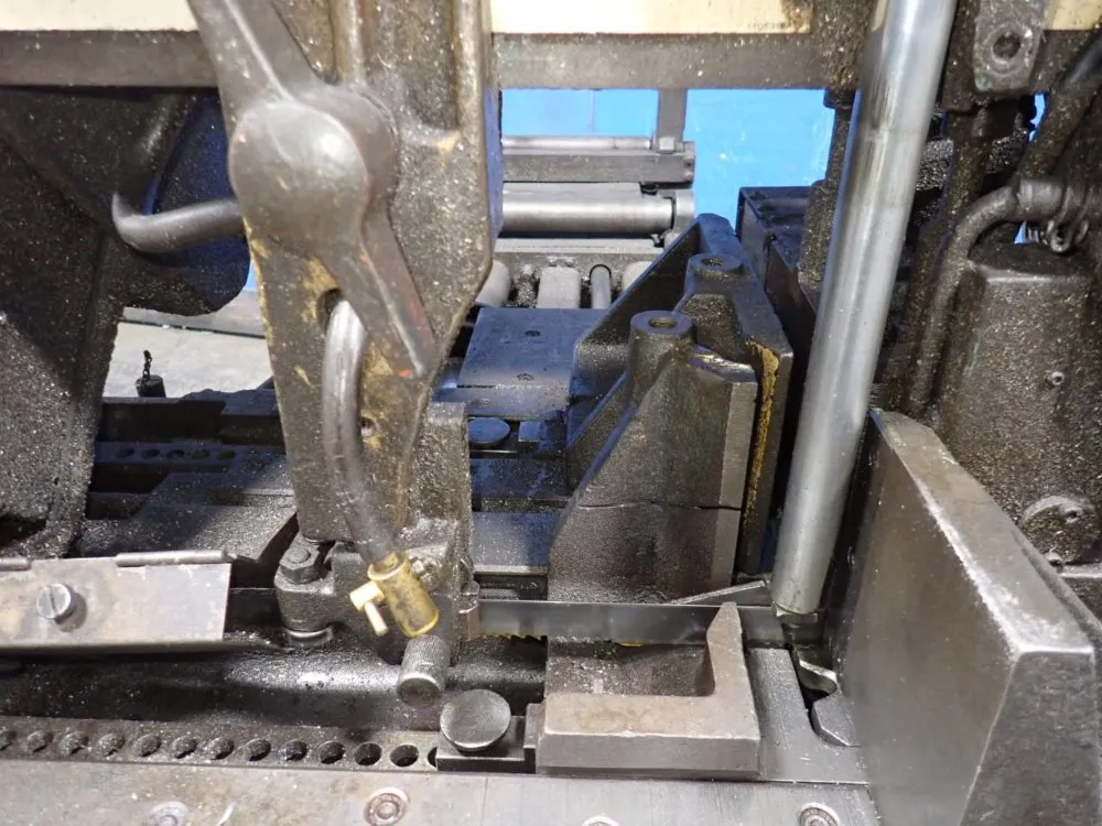 Amada 10" X 11" Horizontal Band Saw - Hda-250