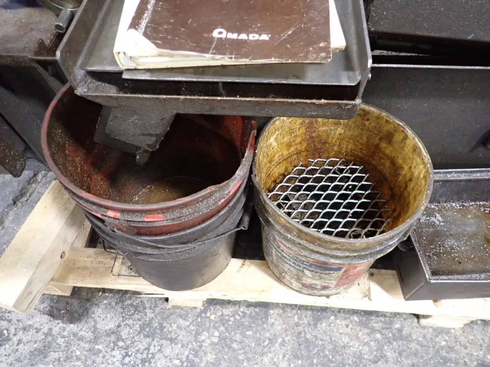 Amada 10" X 11" Horizontal Band Saw - Hda-250