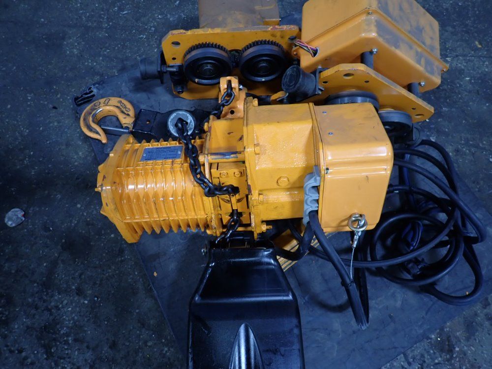 Accolift 2 Ton Electric Chain Hoist - 2330140