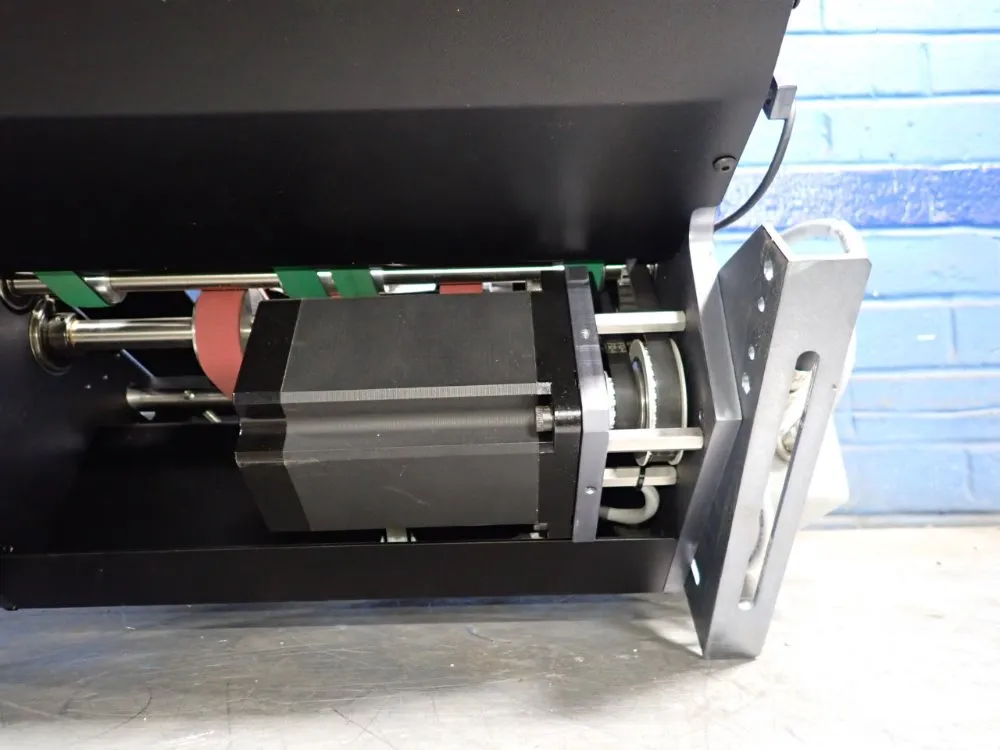 Pineberry Feeder - Sf-12