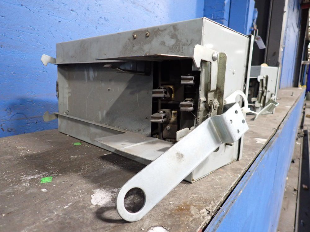 Siemens 200 Amps Bus Plug - Rv464g