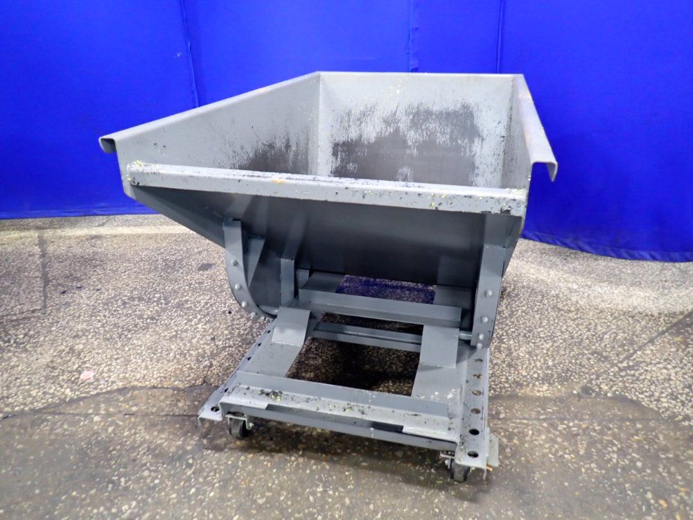 Mccullough Industries 60" X 36" X 30" Self-dumping Hopper - 10055-gry