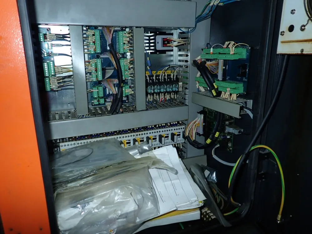 Leadwell Cnc Vmc - V-20it