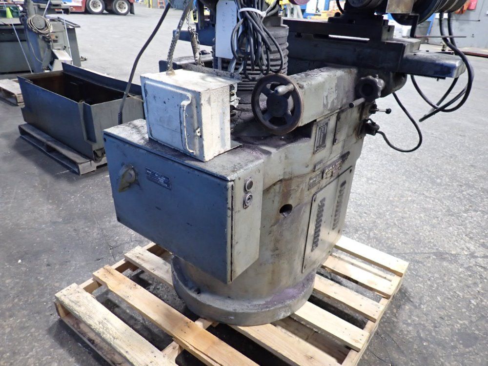 Brown & Sharpe 6" Tool & Cutter Grinder - No 10n