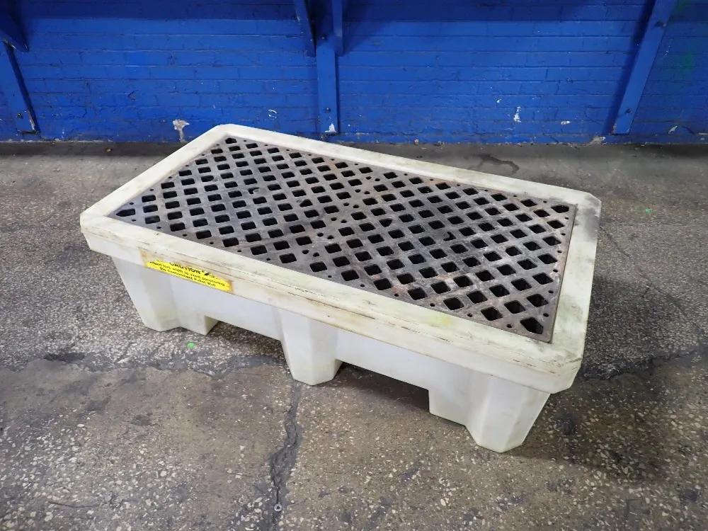 New Pig Corporation 66 Gal Containment Pallet