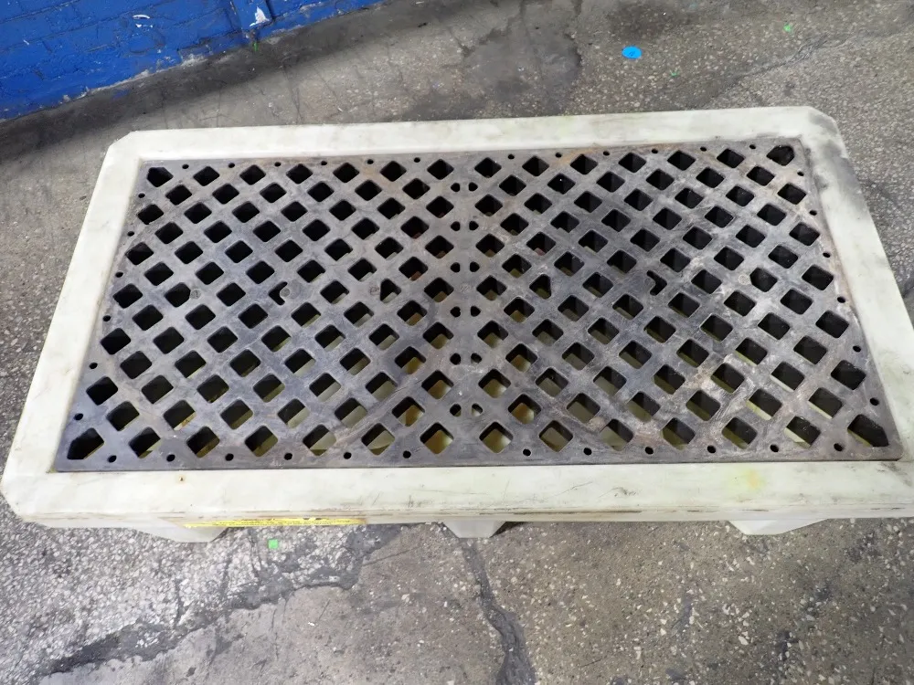New Pig Corporation 66 Gal Containment Pallet