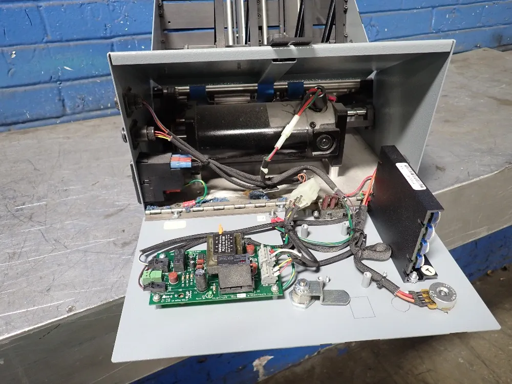 Streamfeeder Continuous Feeder - V1000