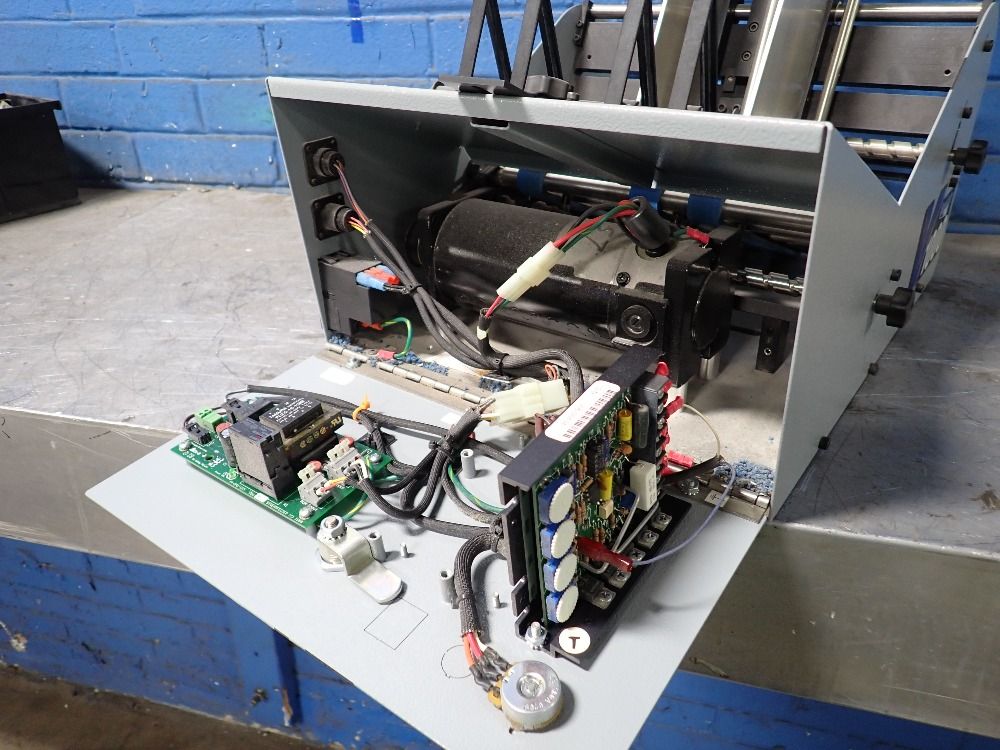 Streamfeeder Continuous Feeder - V1000