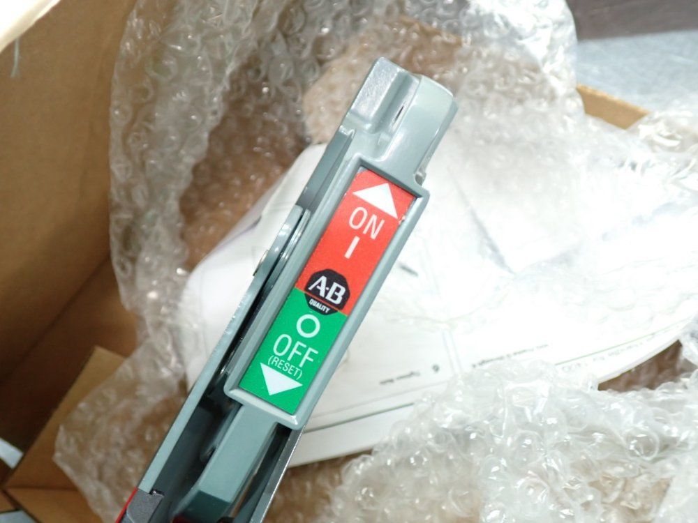 Allen Bradley Molded Case Ckt-bkr Cable - 140g-k-fmxb03