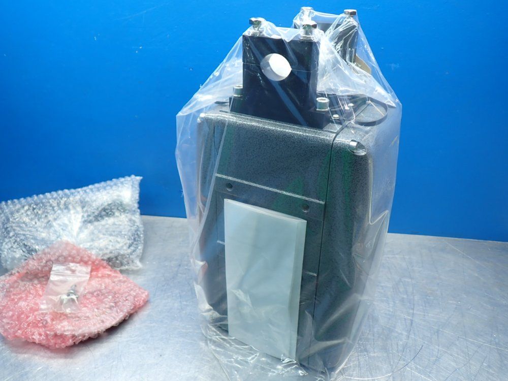 Sensortech Systems Industrial Moisture Analyzer - Nir-6000