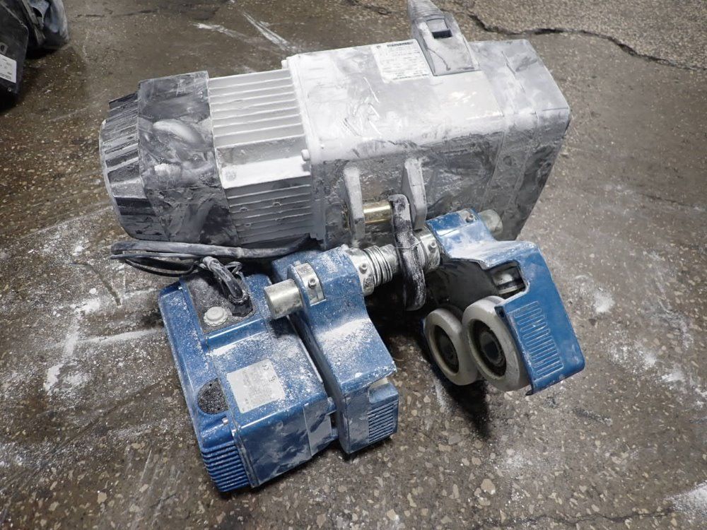 Demag 4400 Lbs Electric Chain Hoist - Dc-com 2/1 H5