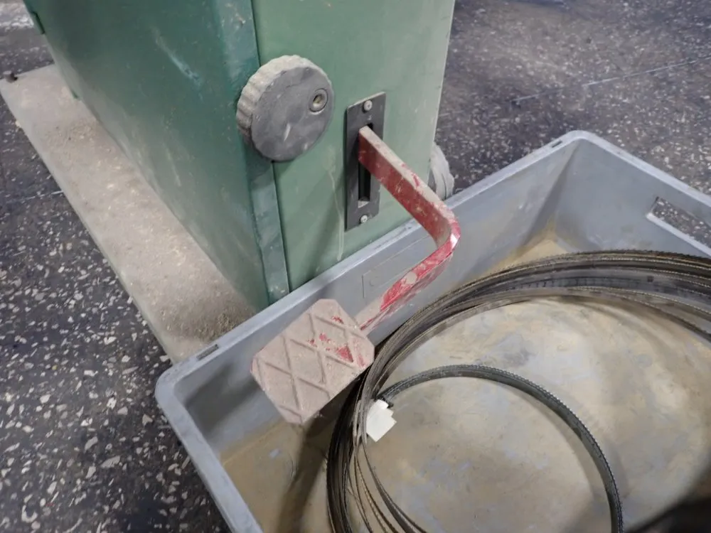 Acm 21" Vertical Band Saw - Bs540