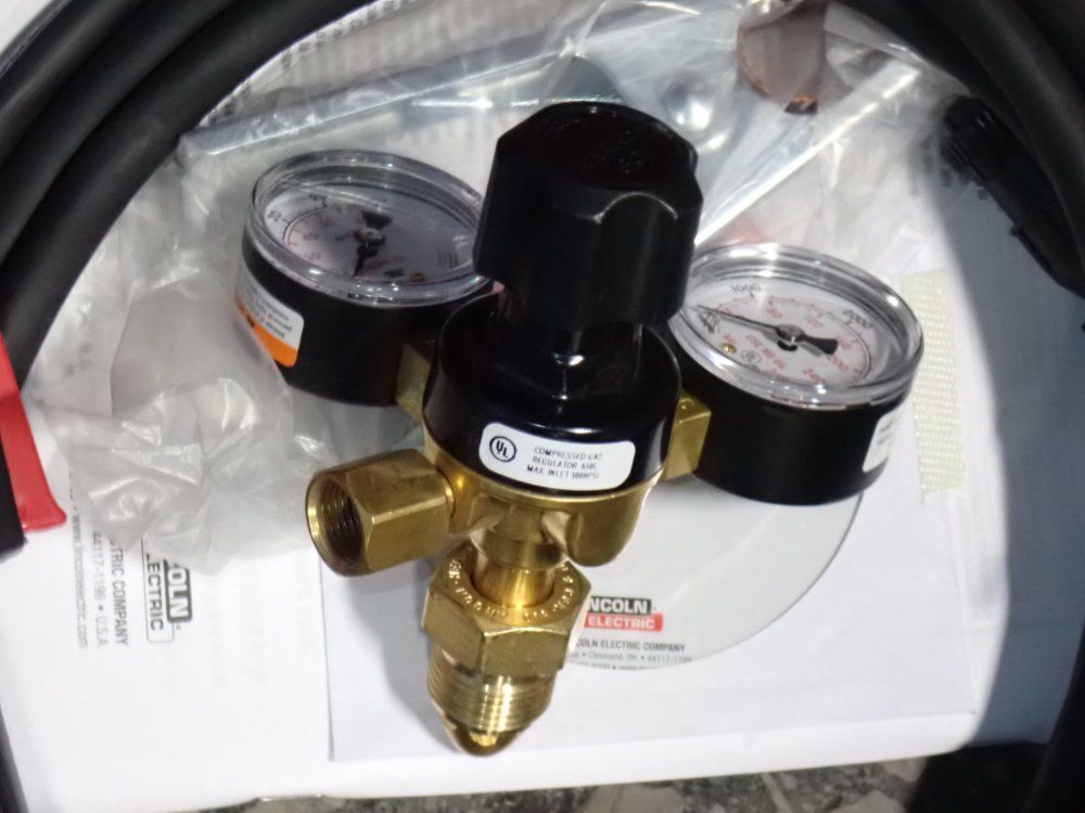 Lincoln Electric 30-140 A Welder - K2697-1