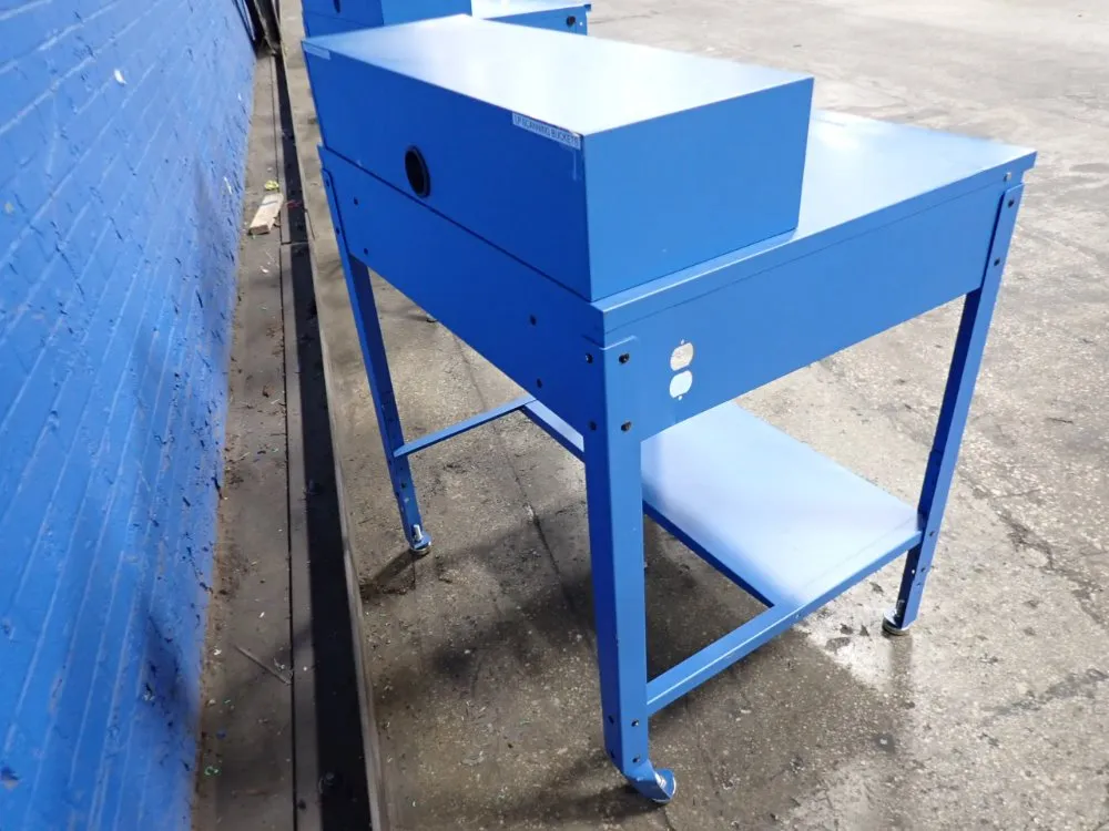 Global Industrial 34 1/2" X 29 1/2" Foremans Desk