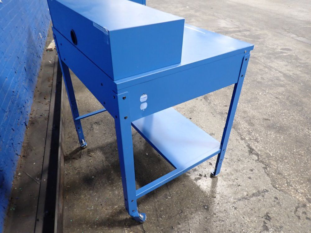 Global Industrial 34 1/2" X 29 1/2" Foremans Desk