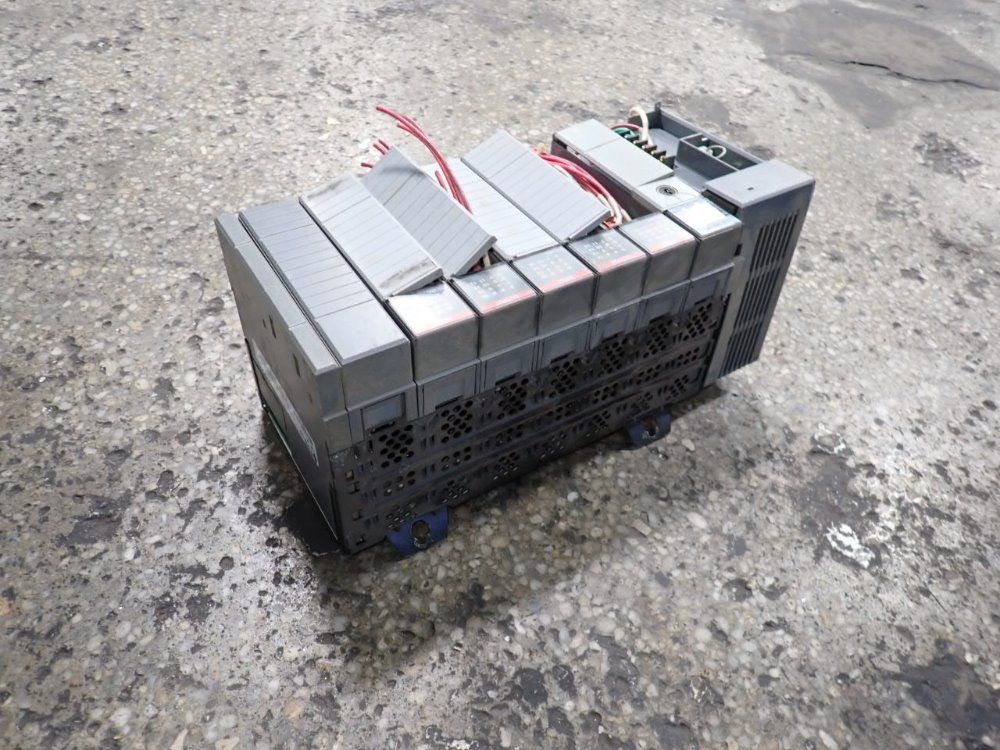 Allen Bradley Power Supply - 1746-p1