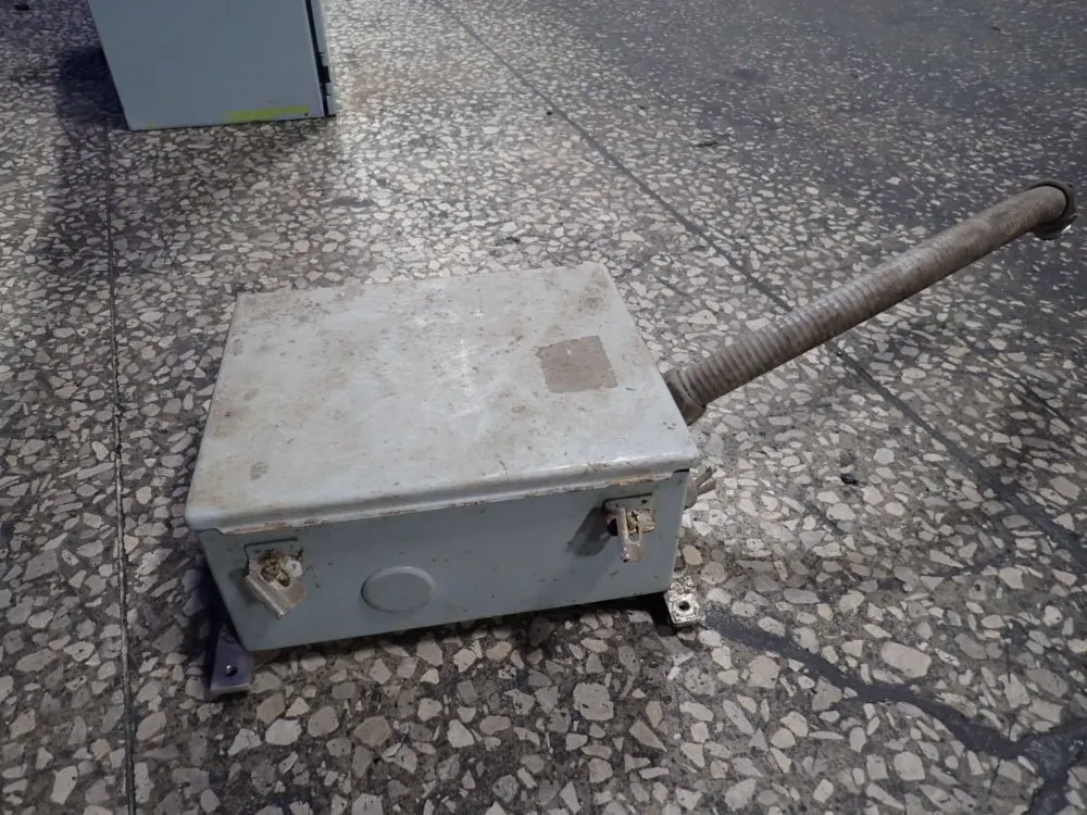 Static Controls Corp. Industrial Control Cabinet - 0920-e