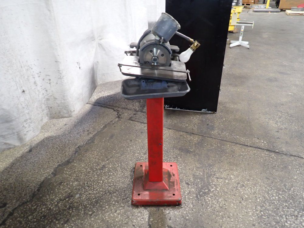 Baldor 6" Bench Grinder - 500