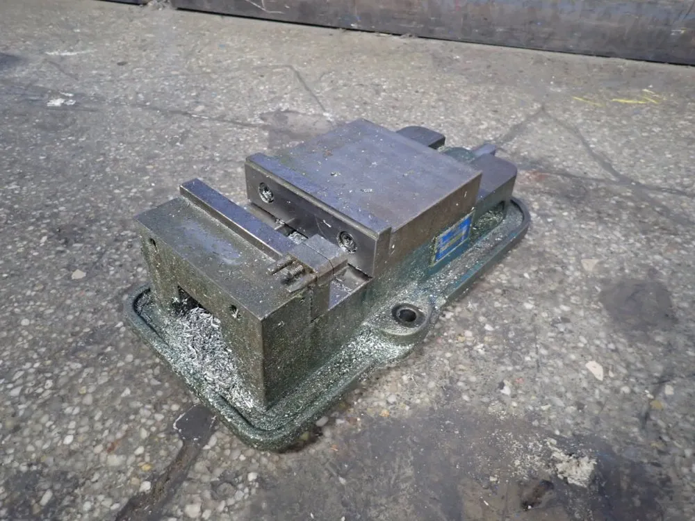 Kurt Manufacturing 12" X 6" Vise - Ang Lock