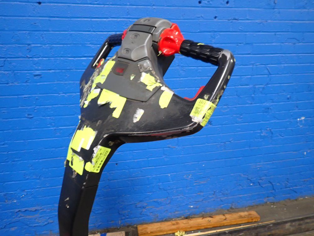 The Raymond Corporation 8,000 Lbs Riding Electric Pallet Jack - 8410