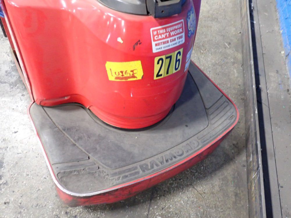 The Raymond Corporation 8,000 Lbs Riding Electric Pallet Jack - 8400