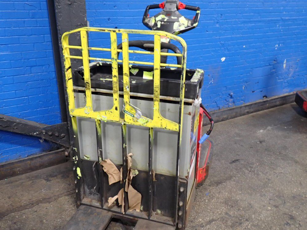 The Raymond Corporation 8,000 Lbs Riding Electric Pallet Jack - 8410