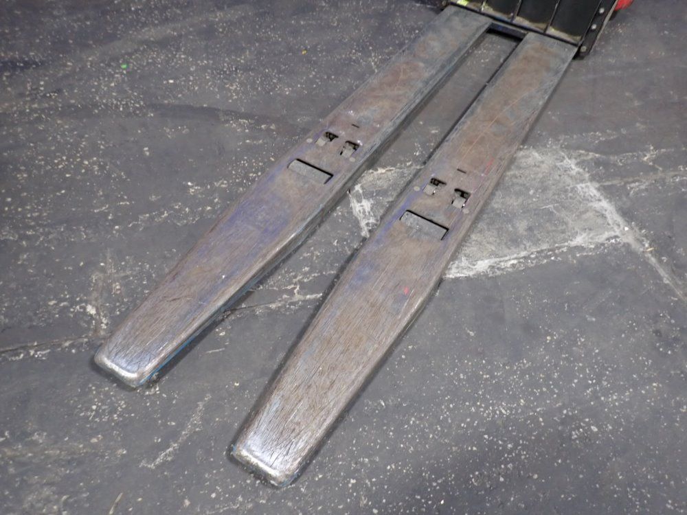 The Raymond Corporation 8000 Lbs Electric Pallet Jack - 8410