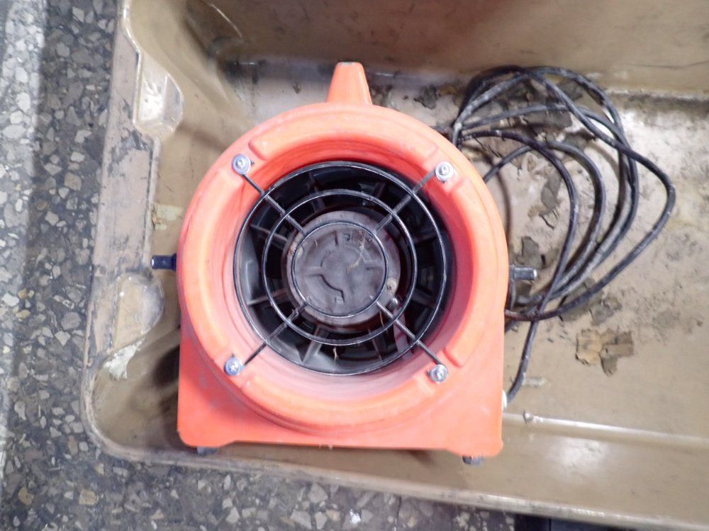 Ecko 8" Confine Space Blower