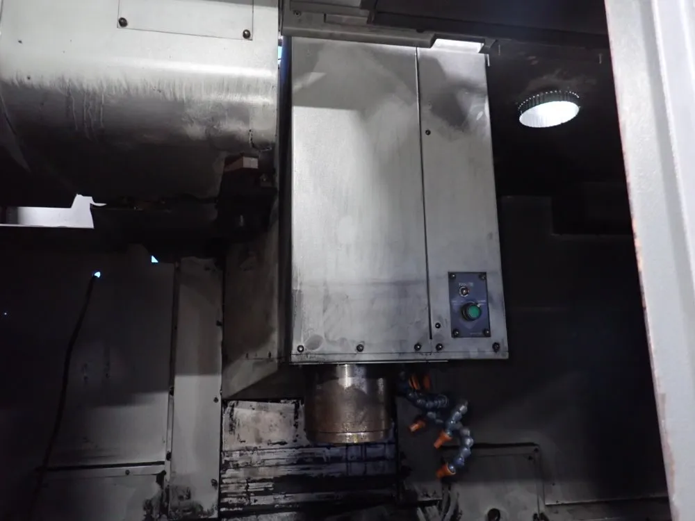 Hyundai Wia Corporation 25 1/2" X 63" Cnc Vmc - Vx650/40