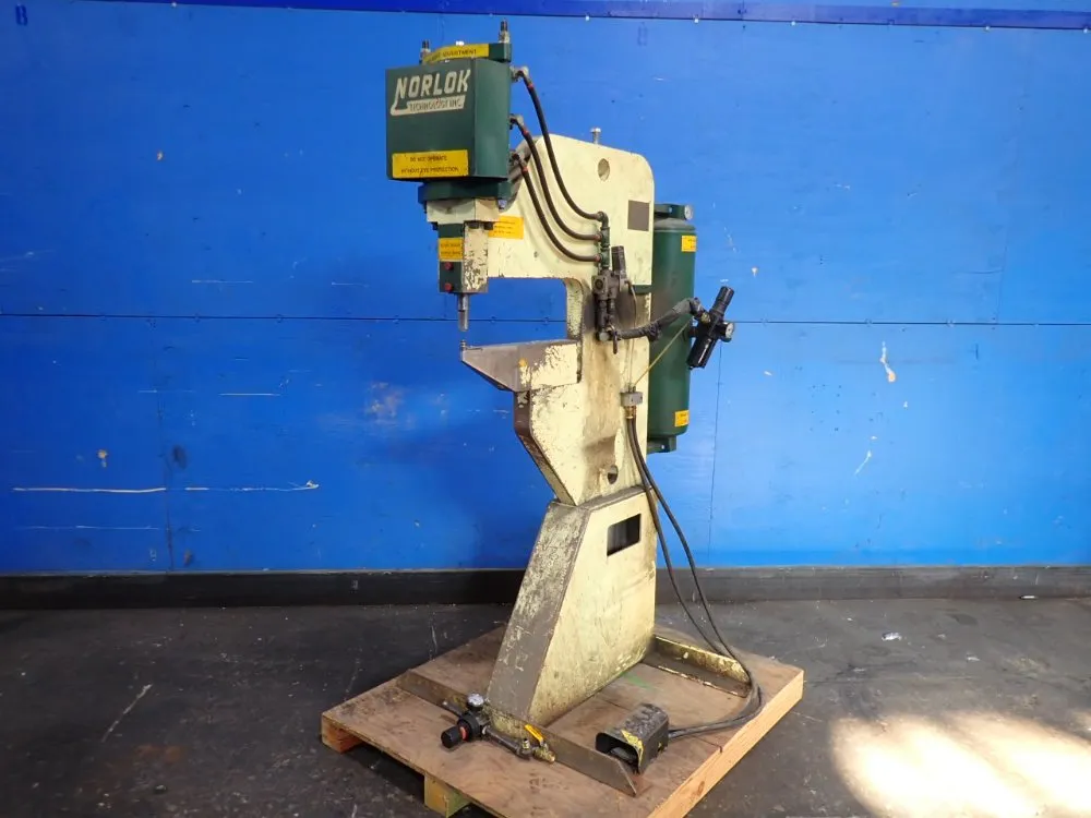 Norlok Technology Inc 18 1/2" Throat Button Punch - Fmdsl 181