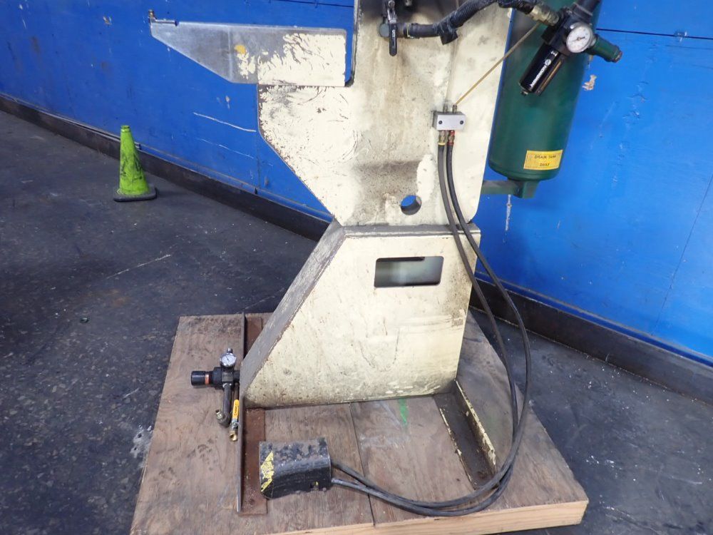 Norlok Technology Inc 18 1/2" Throat Button Punch - Fmdsl 181