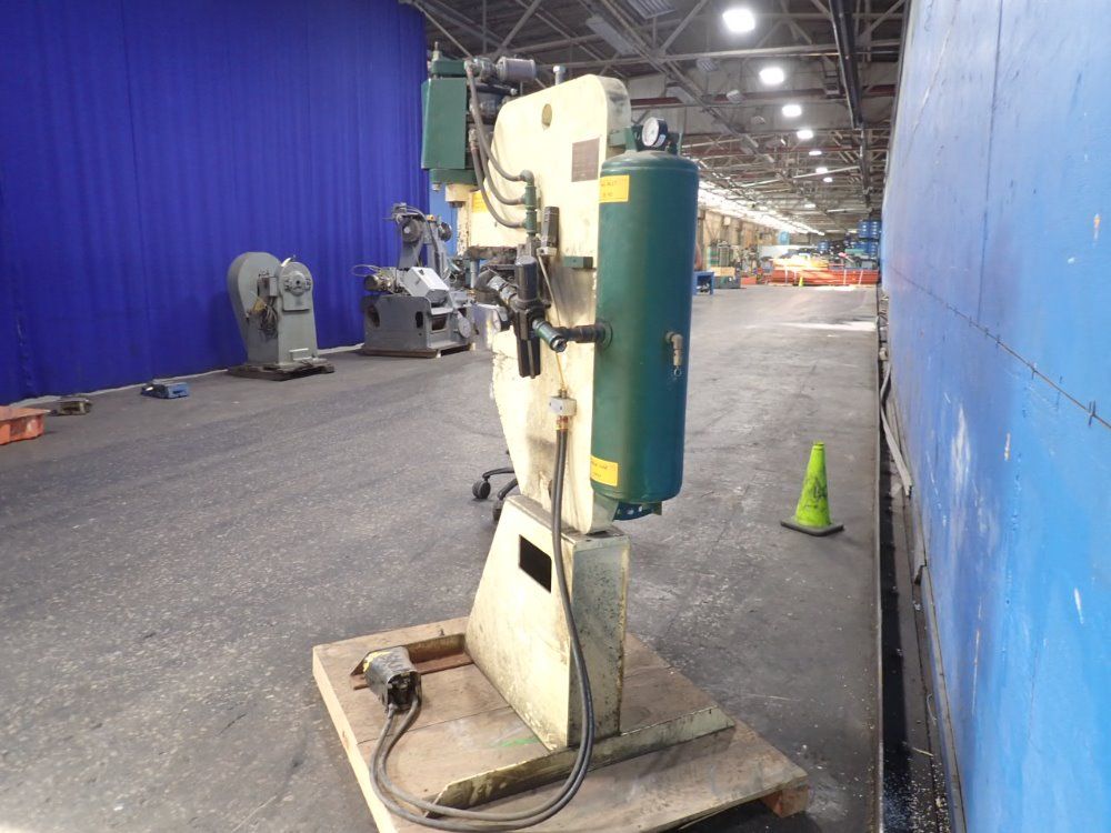 Norlok Technology Inc 18 1/2" Throat Button Punch - Fmdsl 181