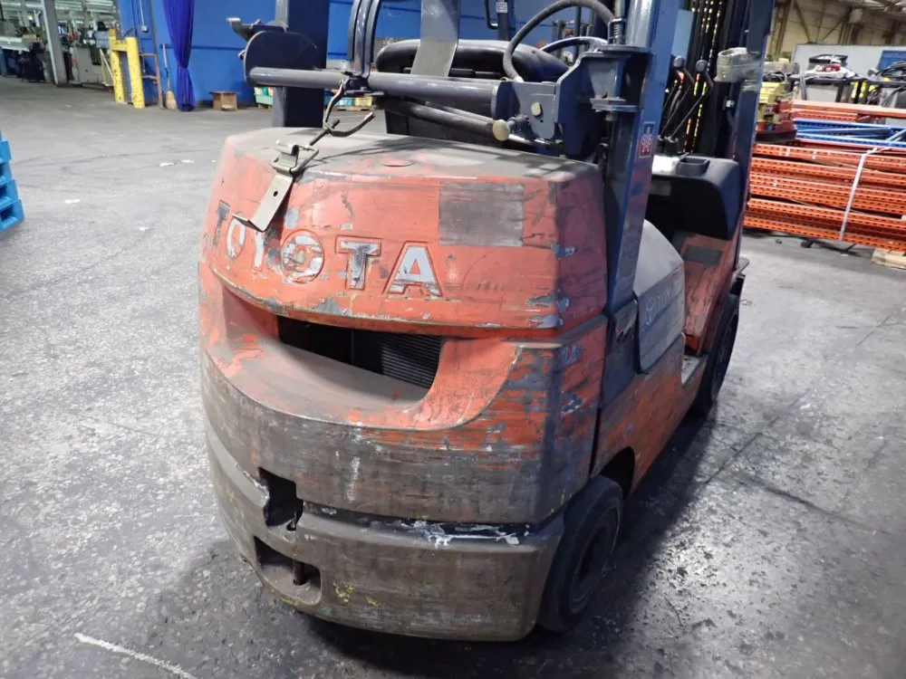 Toyota 3800 Propane Forklift - 7fgcu25