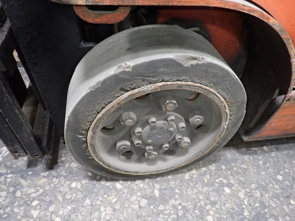 Toyota 3800 Propane Forklift - 7fgcu25