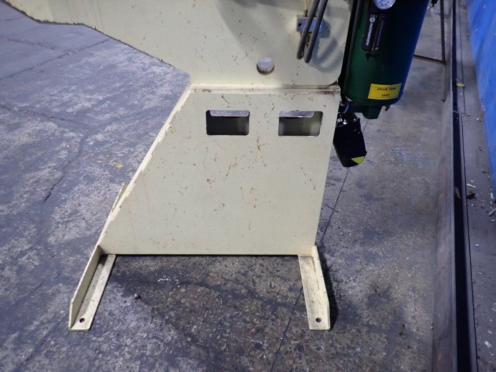 Norlok 24.5" Throat Clinching Machine - Ppsl 24-1