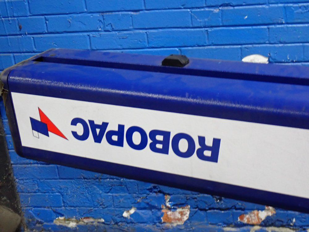 Robopac Robotic Stretch Wrapper - Robot S6